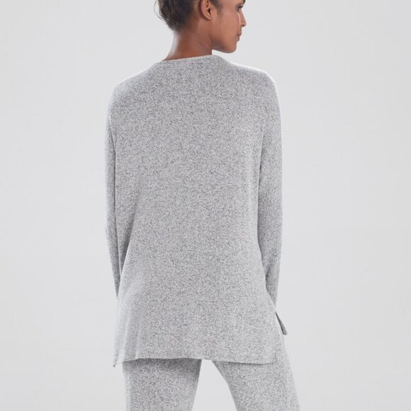 Natori Ulla Heather Grey Long Sleeve Lounge Top - Picture 2 of 12